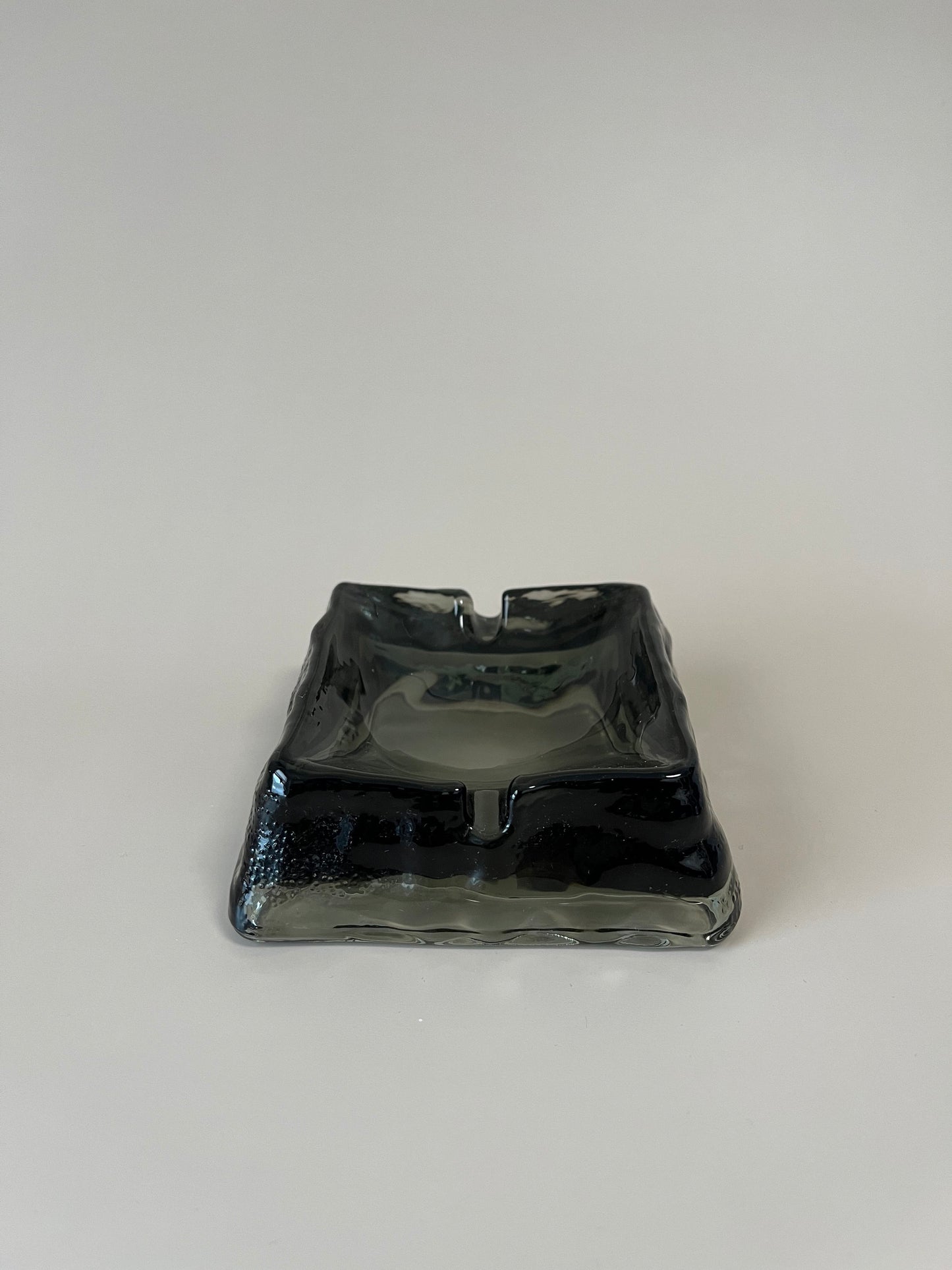 Unique Glass Ashtray Design - Sleek Black “Volcano” Edition