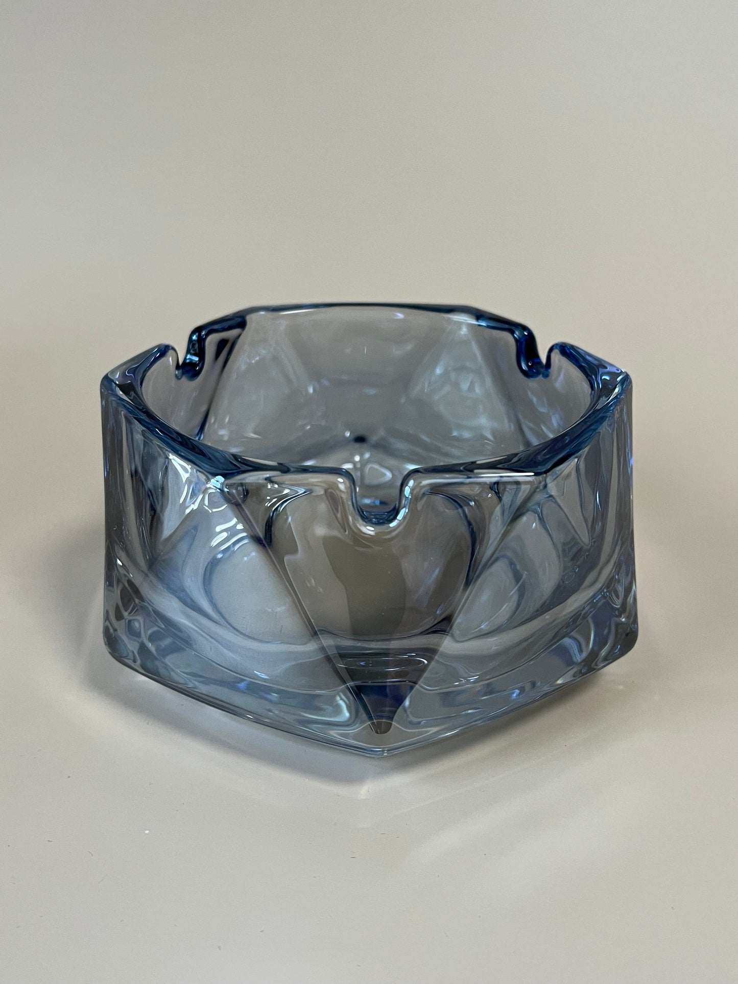 European Style Clear Ocean Blue Ashtray - Beautiful cigar ash tray design